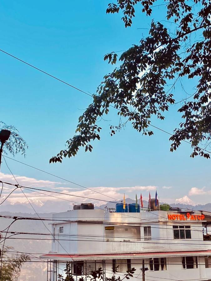 9 Atop Hotel Gangtok Buitenkant foto